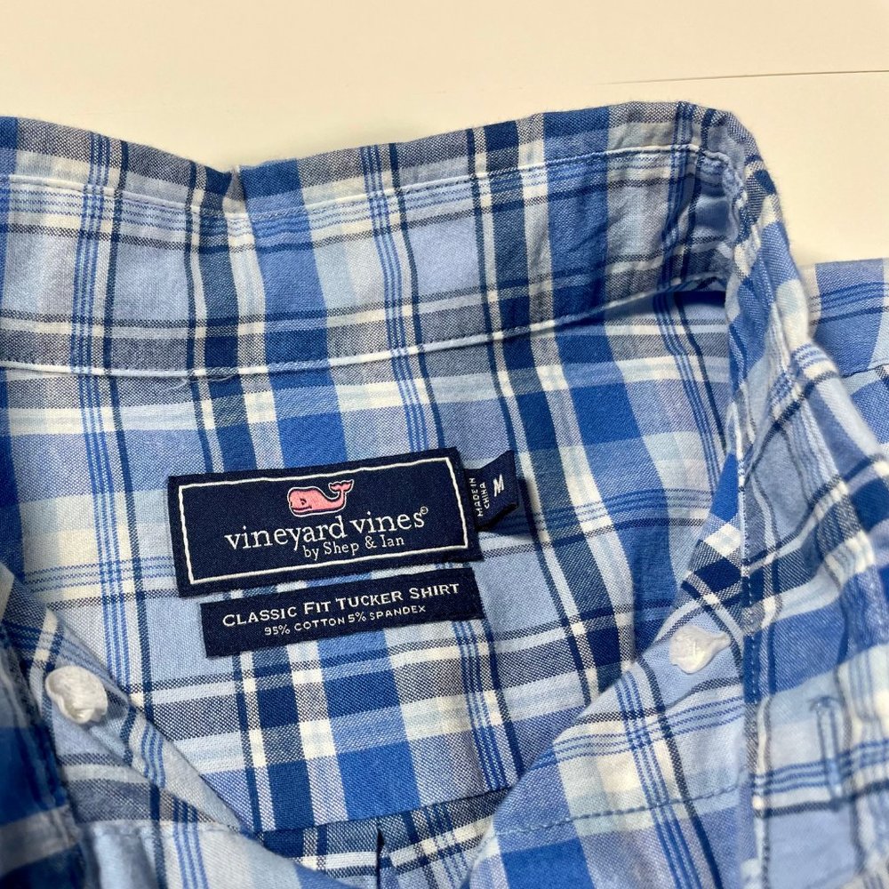 Vineyard Vines Short Sleeve Tucker Shirt - Blue and White Strip - Medium - Picture 4 of 5